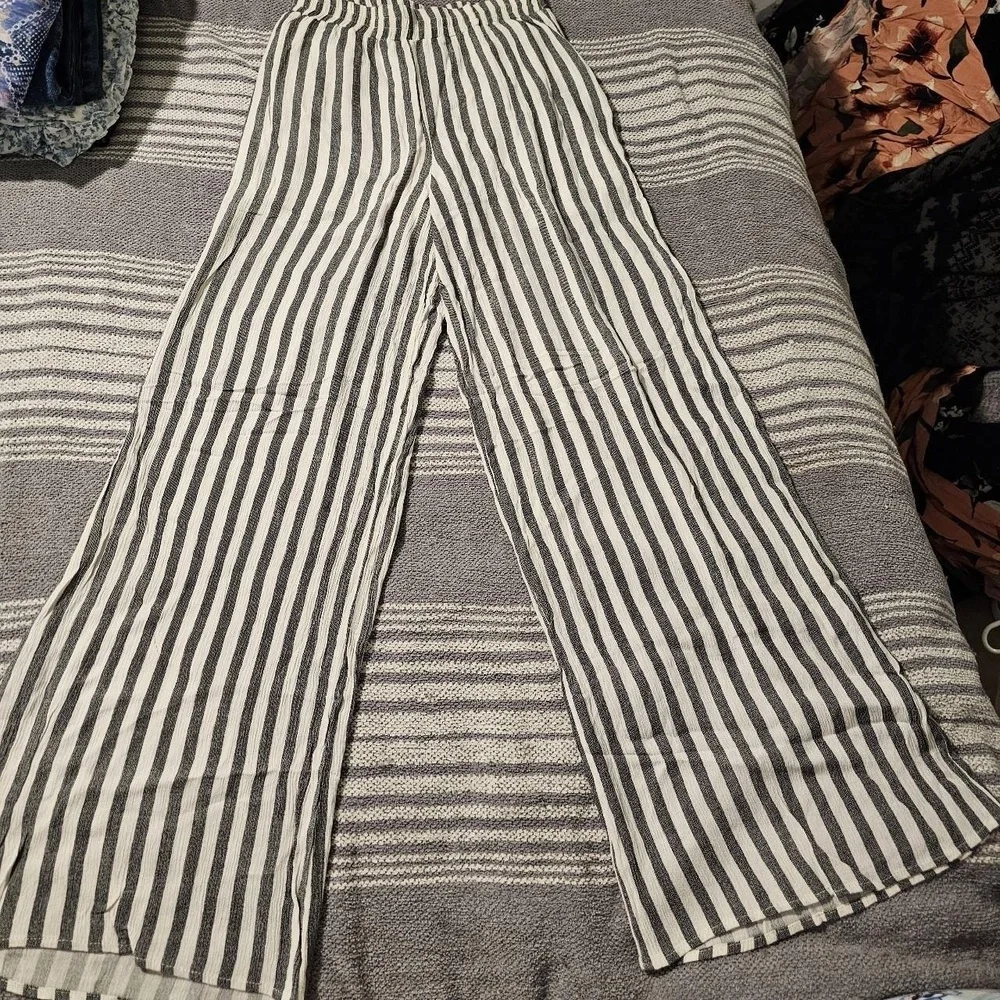 SADIE And SAGE White and Grey LooseFit Striped Boho Pants Womens Small‎